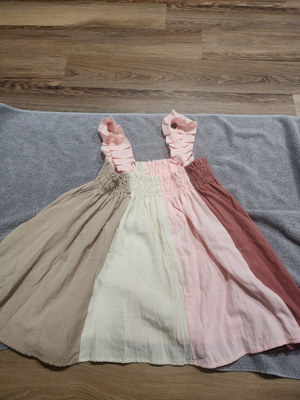 Womens BiBi Colorblock Ruffle Strap Dress in Pink, Cream and Tan and Pinks